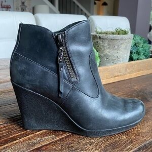 UGG Myrna Wedge Ankle Boots